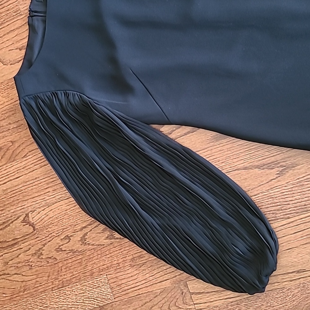 White House/Black Market Classic Black Dress with Long Crepe Sleeves - Size 4 - Picture 6 of 13